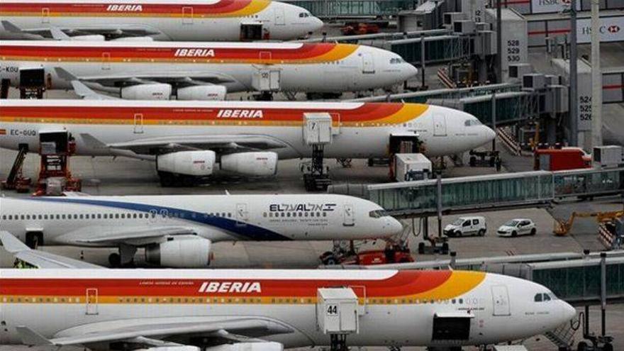 Iberia reduce su plantilla en 1.700 empleados