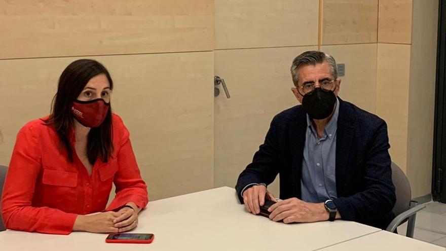 Reunión de Elisa Valía con José María Ángel.