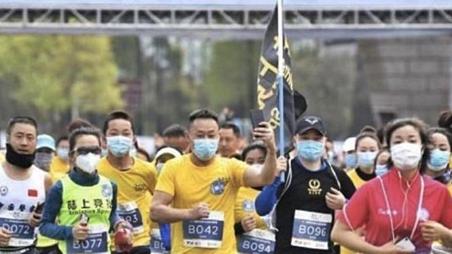 Salida del Chengdu Panda Marathon
