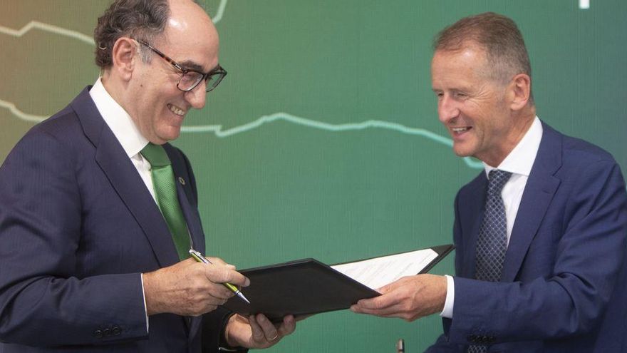 Iberdrola acepta trocear la planta solar de la gigafactoría de Sagunt