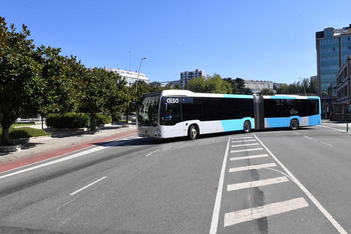 Varias empresas de autobuses resultaron sancionadas por contratos de transporte de la Xunta.