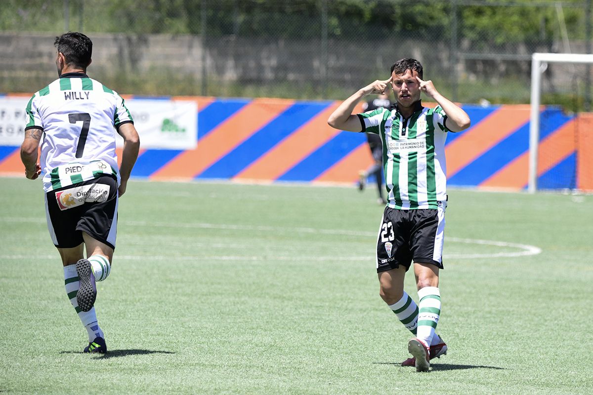 Las imágenes del partido entre el Panadería Pulido y el Córdoba CF