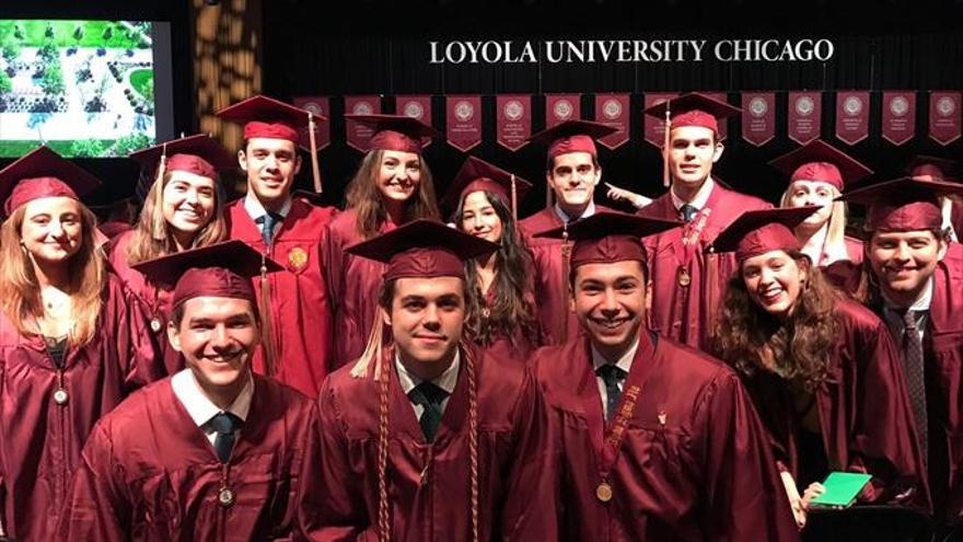 Estudiantes de Loyola Andalucía se gradúan en Chicago