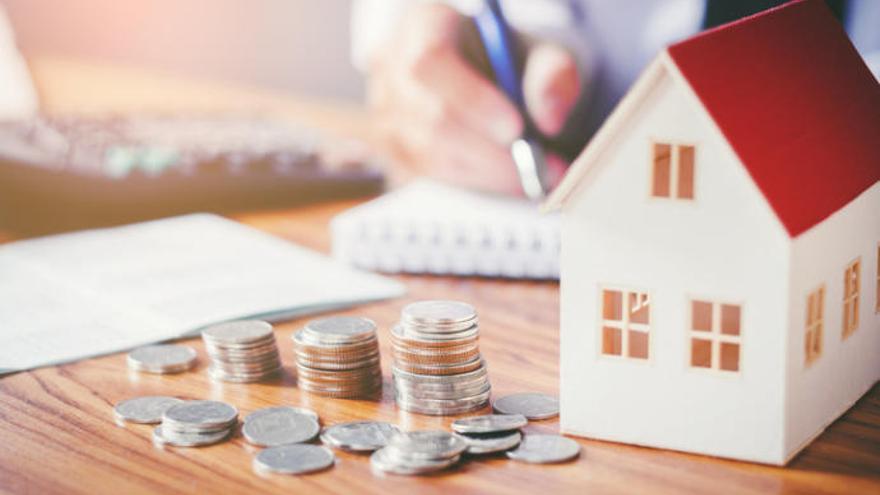 Las nuevas hipotecas para viviendas suben un 49 % en marzo en Baleares