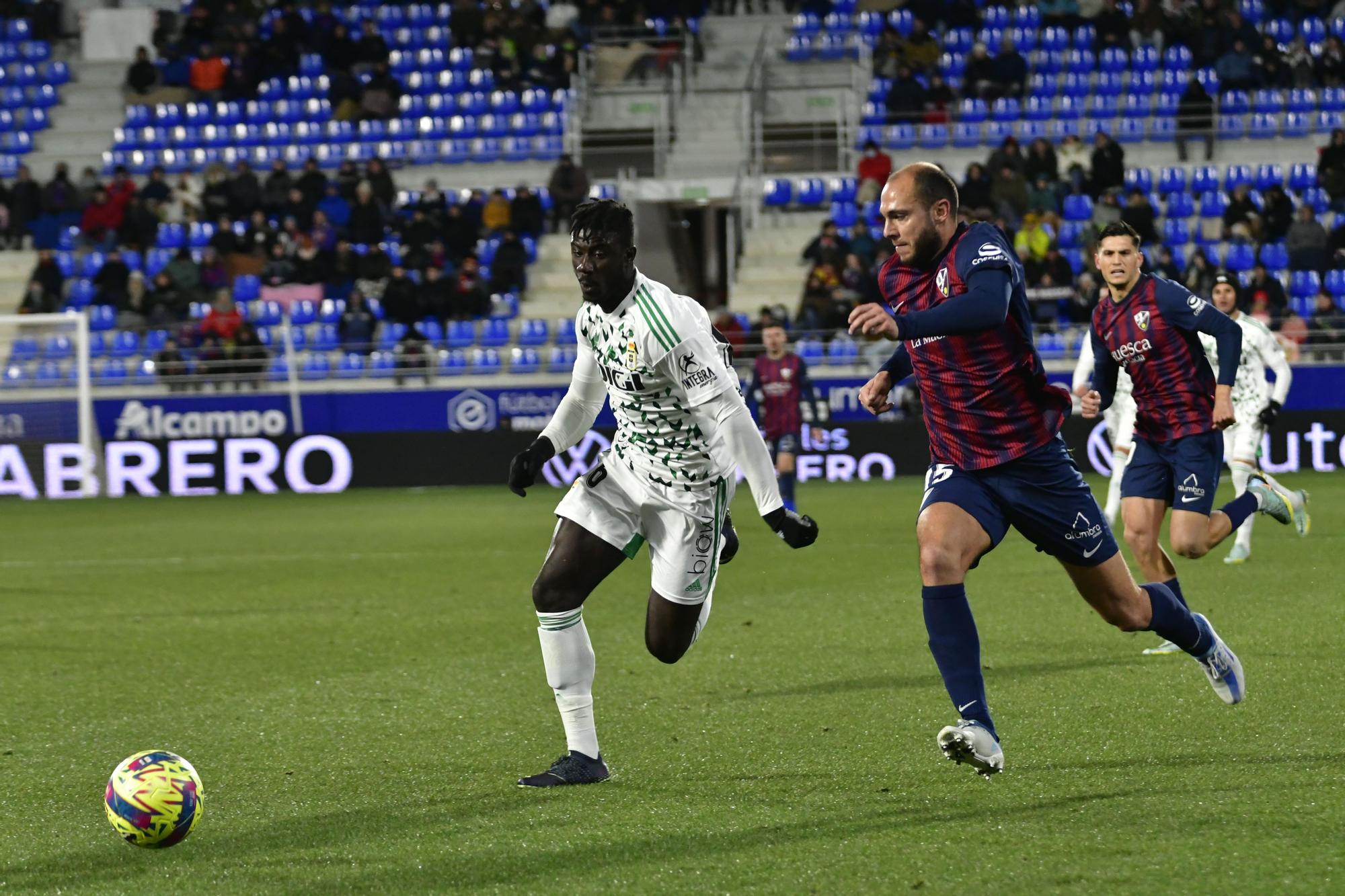 EN IMÁGENES: El partido entre el Real Oviedo y el Huesca