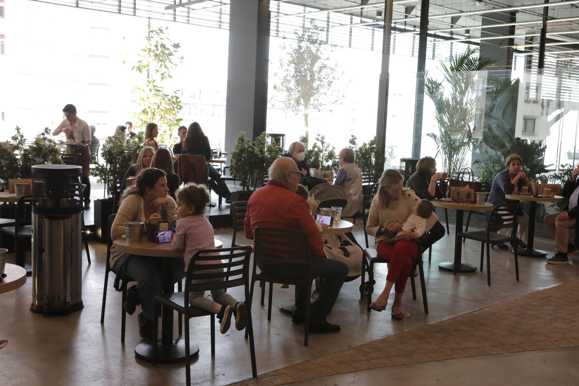 El gran bulevar de la hostelería de Oviedo ya está activo: así es el nuevo espacio de ocio del Vasco