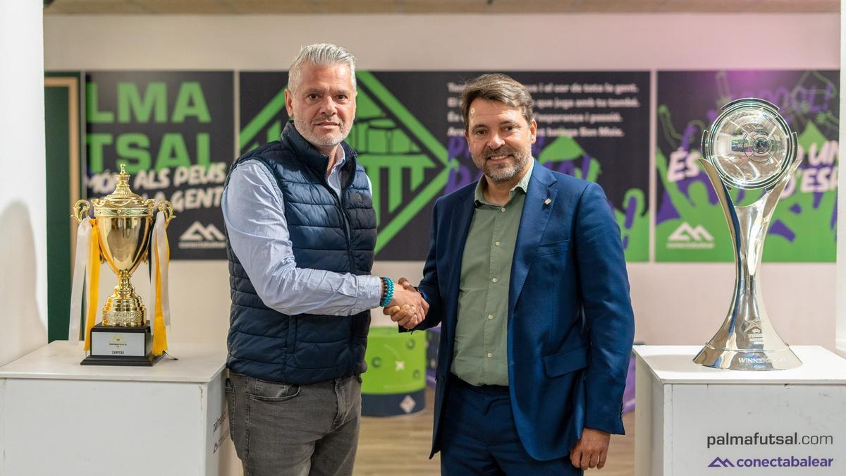 Jordi Horrach junto a José Tirado, director deportivo del Palma Futsal y fichaje para su futura candidatura