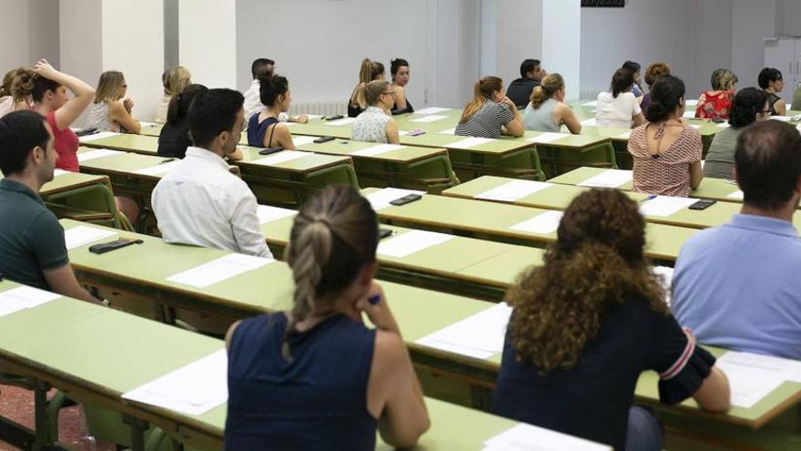 La estabilización de 5.000 docentes en Canarias sigue su curso a la espera del Estado