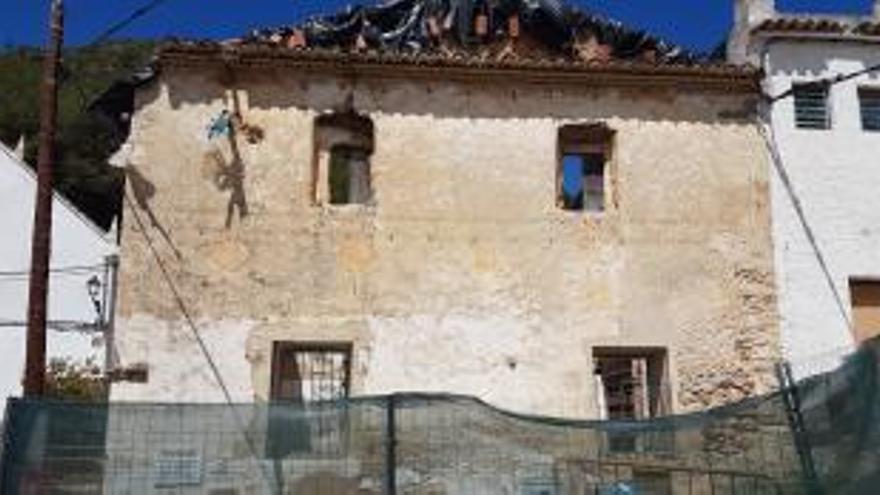 L&#039;Atzúbia hará un pleno ante una casa histórica en ruinas cuya rehabilitación la Diputación paró hace 16 meses
