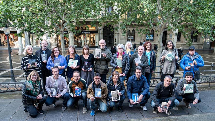 Revetlla de Sant Jordi: una vintena d&#039;autors presenten a Manresa les seves novetats