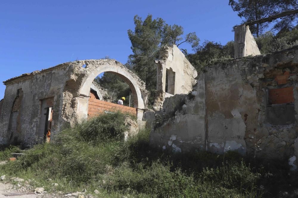 Obras de consolidación de los restos de la ermita de Sant Antoni de Xàtiva