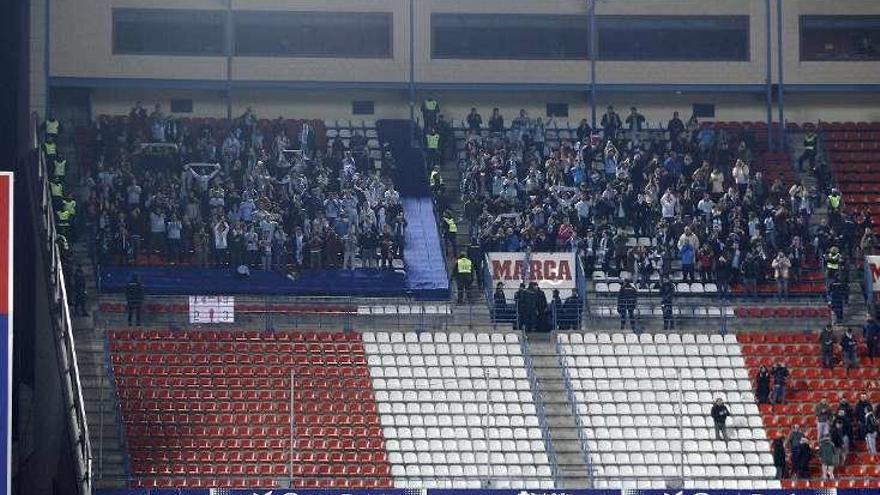 Imagen de los aficionados del Celta en el Calderón. // LOF