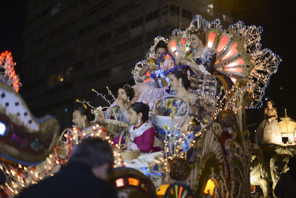 San José despide por todo lo alto las Fallas de 2016 en Benidorm