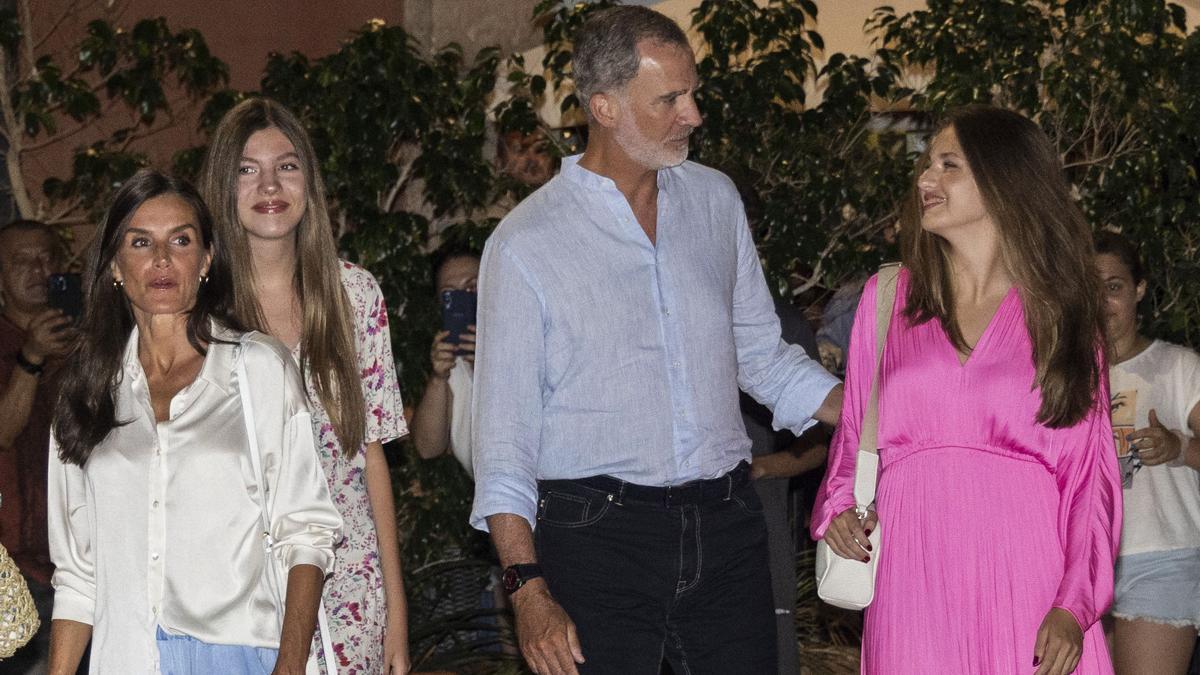 Leonor se apunta a la tendencia de Barbie en su última salida en Palma