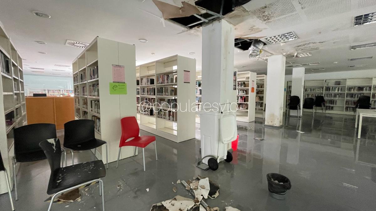 Desperfectos en la biblioteca de Na Rovella