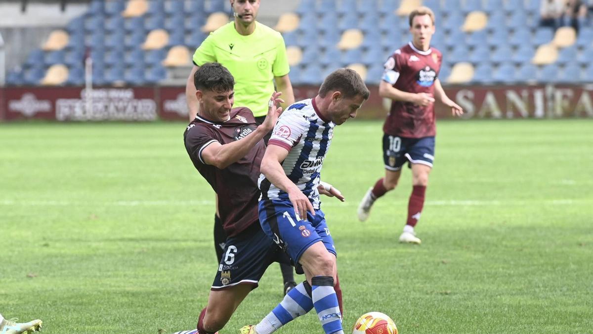 El Real Avilés empata en Pontevedra y consigue la permanencia en Primera Federación