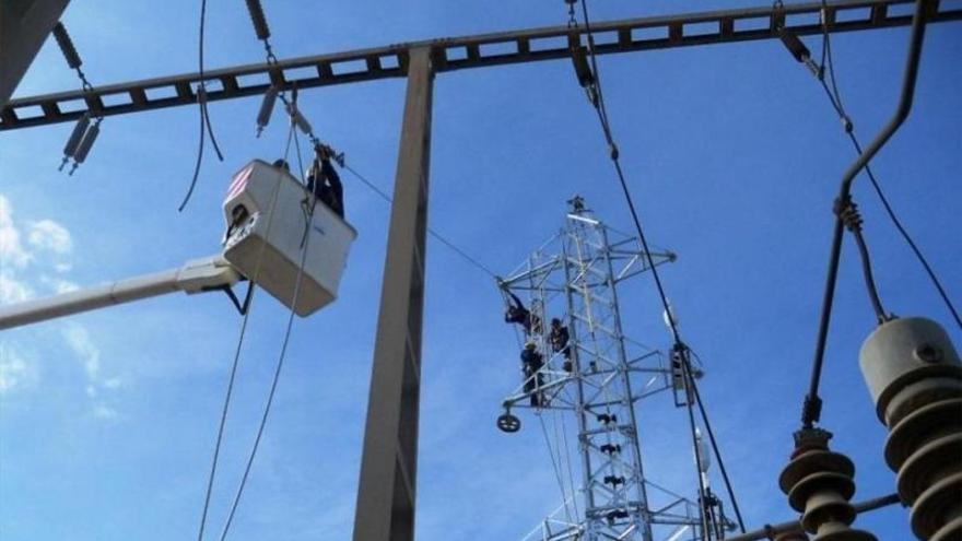 La AVV La Medina reclamará a Endesa por &quot;casi cuatro horas&quot; de apagón en pleno almuerzo