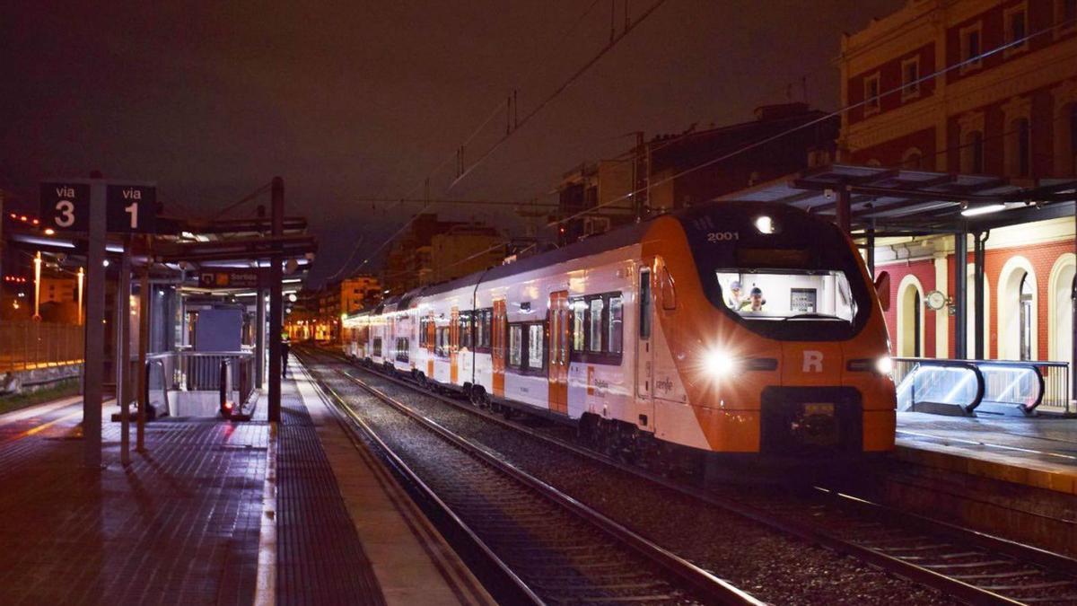 Uno de los nuevos trenes comprados por Renfe, en fase de pruebas