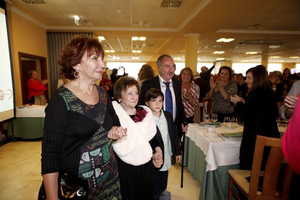 Homenaje a Ángeles Flórez Peón, Maricuela, en el centenario de su nacimiento