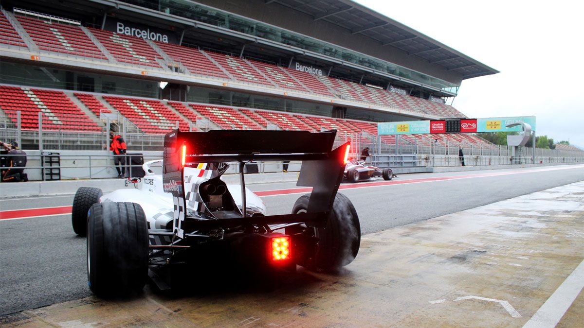 Los monoplazas de la F3 y la F2 ensayan esta semana en Barcelona