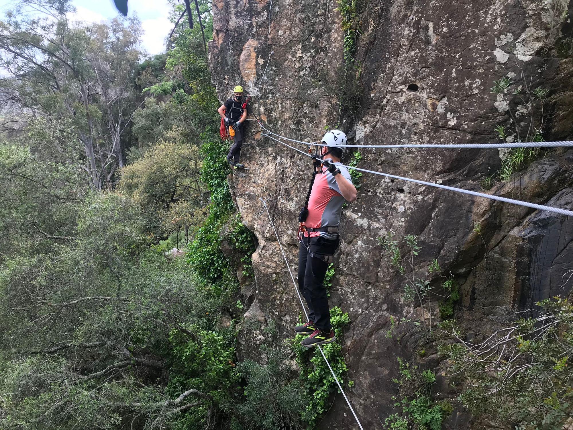 Las imágenes de la vía ferrata del sendero 'El Caimán' de Colmenar