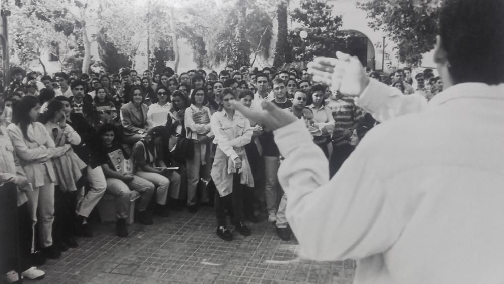 Asamblea de alumnos de Económicas en 1995