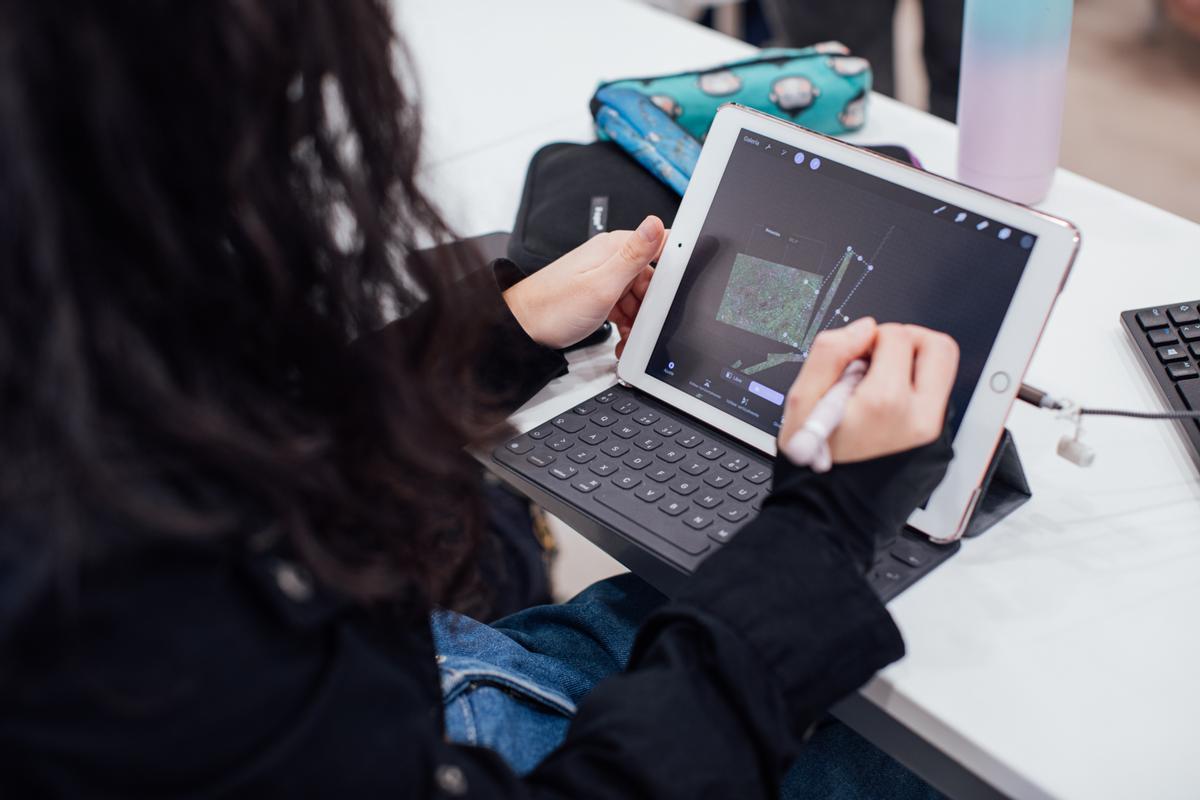 Todos los alumnos de Ilerna Córdoba trabajan con dispositivos de Apple Technology