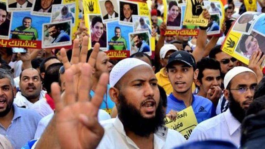 El Gobierno egipcio decide disolver la organización de los Hermanos Musulmanes