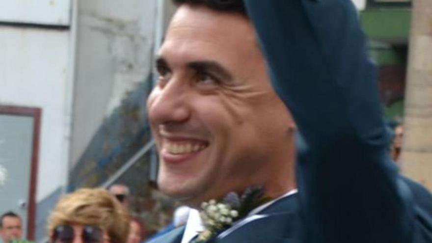 Rafael Oñate, el día de su boda, en Cudillero. | A. P.