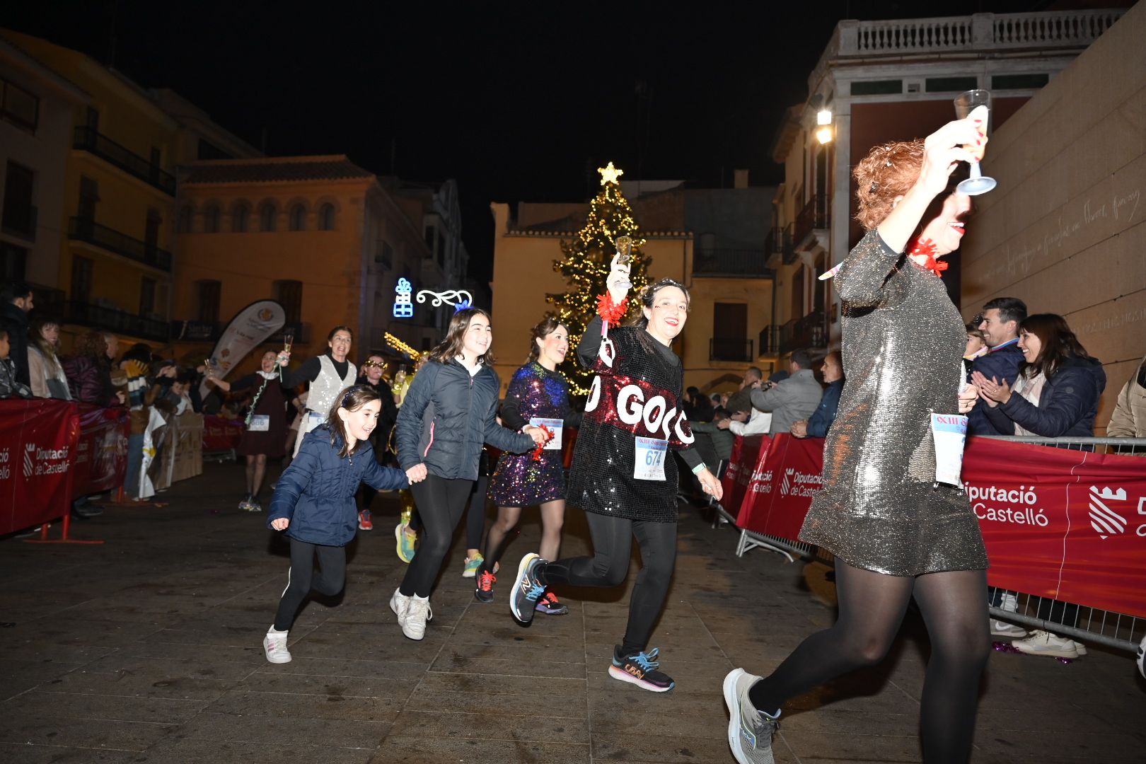 Galería | Las mejores imágenes de la San Silvestre de Vila-real 2023