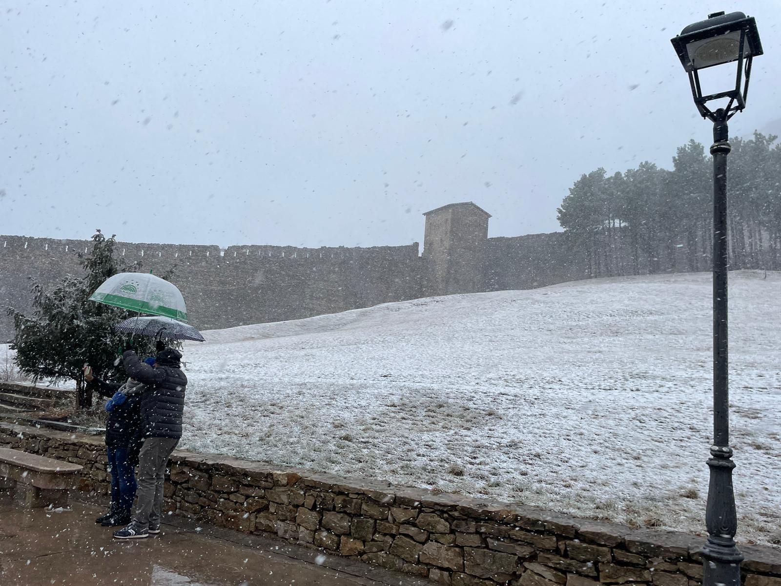 Las imágenes del temporal de nieve, granizo y lluvia en Castellón