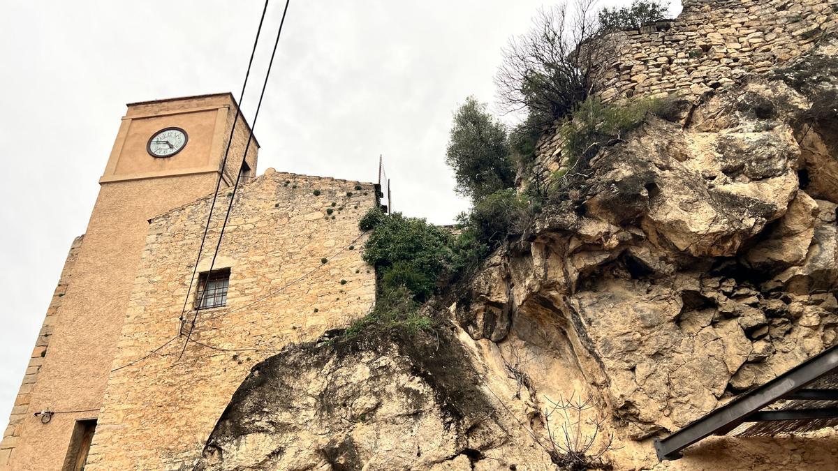 Zona de les murallas de el Castell de Paüls