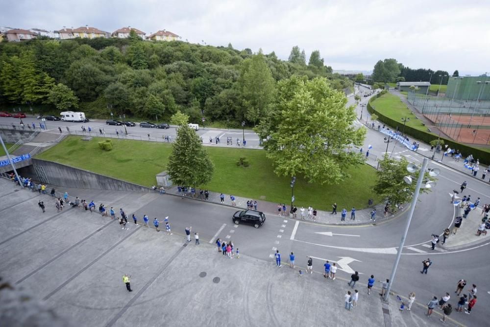 La afición del Real Oviedo, a por la salvación