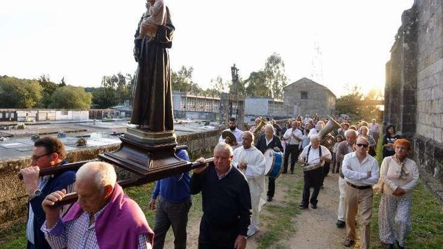 Procesión de ayer en San Breixo. // Gustavo Santos